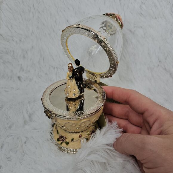 Enamel on Metal Cut Crystal Jeweled Egg Shaped Music Box Bride And Groom Gift - Picture 8 of 10